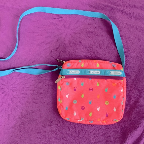 Lesportsac Bags Lesportsac Crossbody Bag Poshmark
